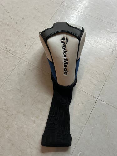 Taylor made driver head cover