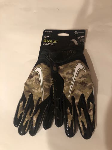Nike Vapor Jet 5.0 football receiver gloves. Adult Medium. Brand new.