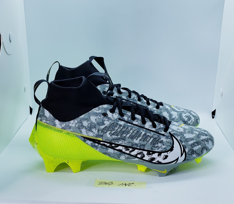 Nike Vapor Edge PRO 360 2 Football Cleats Gray / Volt  FB8443-703 Mens Size 9.5