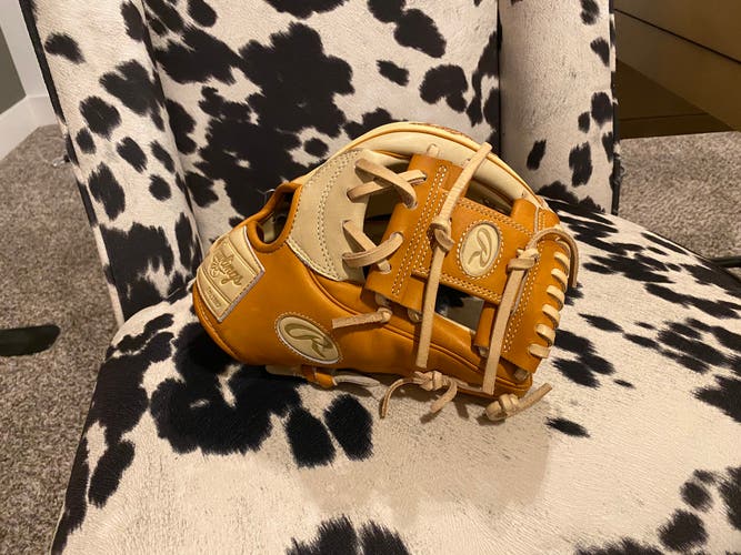 Infield 11.5" Heart of the Hide Baseball Glove