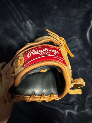 Used Right Hand Throw 12.75" Player Preferred Baseball Glove