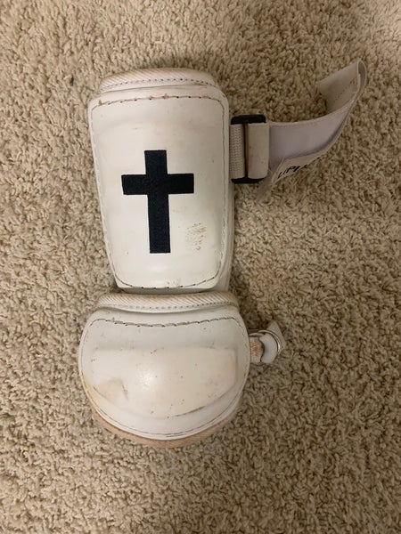 Baseball elbow guard