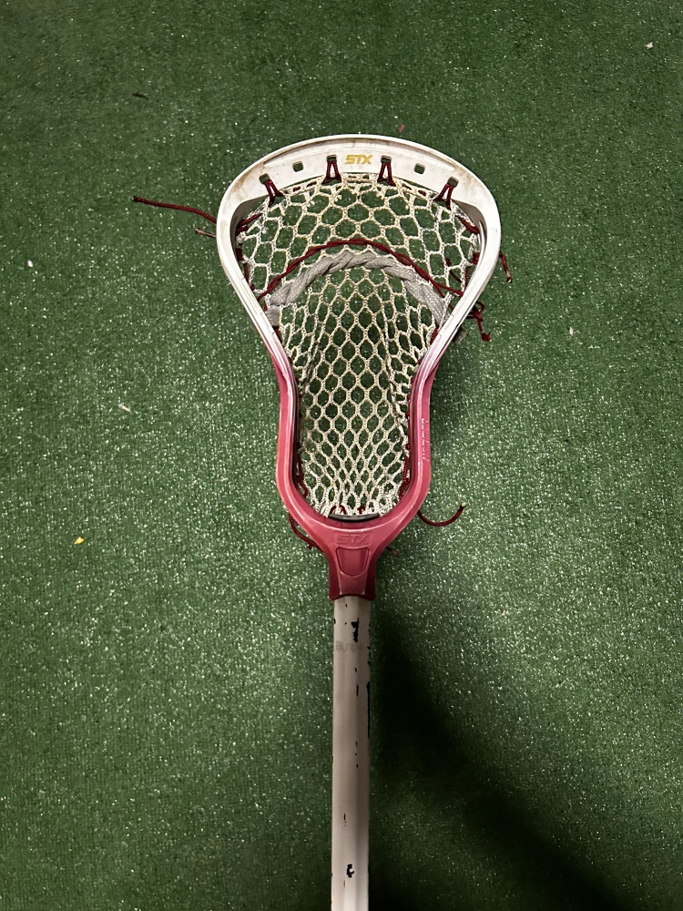 Complete lacrosse defensive 60” stick with warrior burn carbon shaft and STX Hammer 900 Head