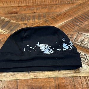 Rare LULULEMON Women Black Pony Tail Cap Run For It All Beanie Hat floral