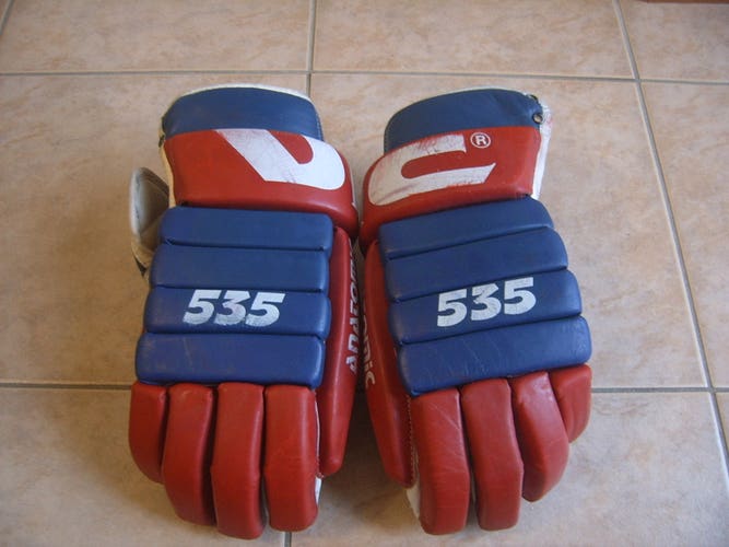 Vintage Good Condition VIC 535 Senior Leather Hockey Gloves 14" Made in Canada Canadiens Rangers