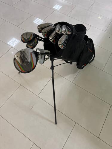 Used Junior Tour Right Handed Clubs (Full Set) 11 Pieces