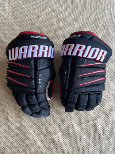 Warrior Alpha 13” Pro Stock Hockey Glove Chicago Blackhawks