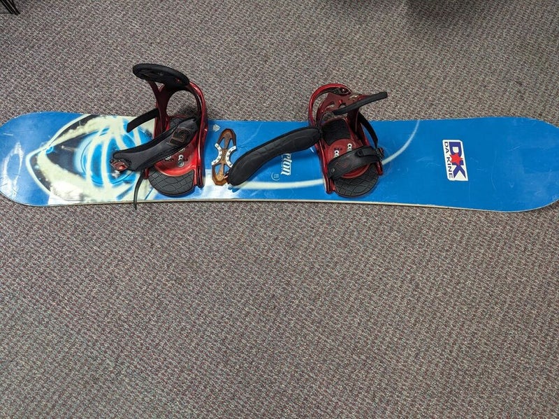 Burton Custom 64 Snowboard w Burton Bindings mismatched toe