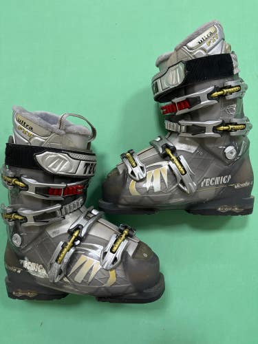 Used Men's Tecnica All Mountain Ski Boots