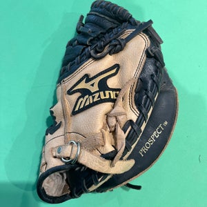 Used Mizuno Prospect Right Hand Throw Catcher's Softball Glove 32.5"
