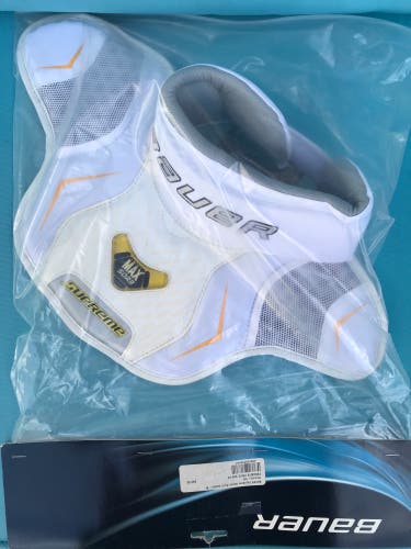 Bauer Supreme White Senior Goalie Neck Guard