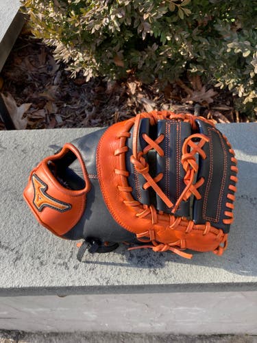 Used 2021 Mizuno First Base MVP Baseball Glove 12.5"