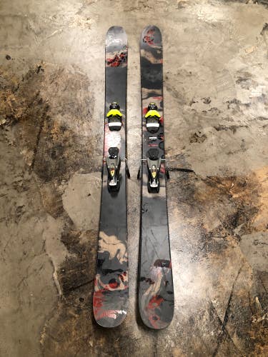 Used 176cm Rossignol Black Ops Skis With Bindings