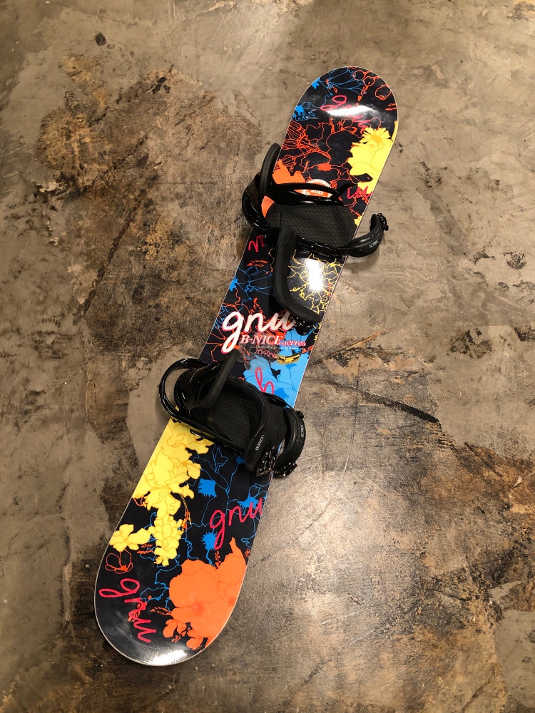 Used Women's GNU B-Nice Series Snowboard With Bindings