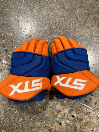 Used Senior STX Surgeon 500 Gloves 14" (Islanders Colorway!)
