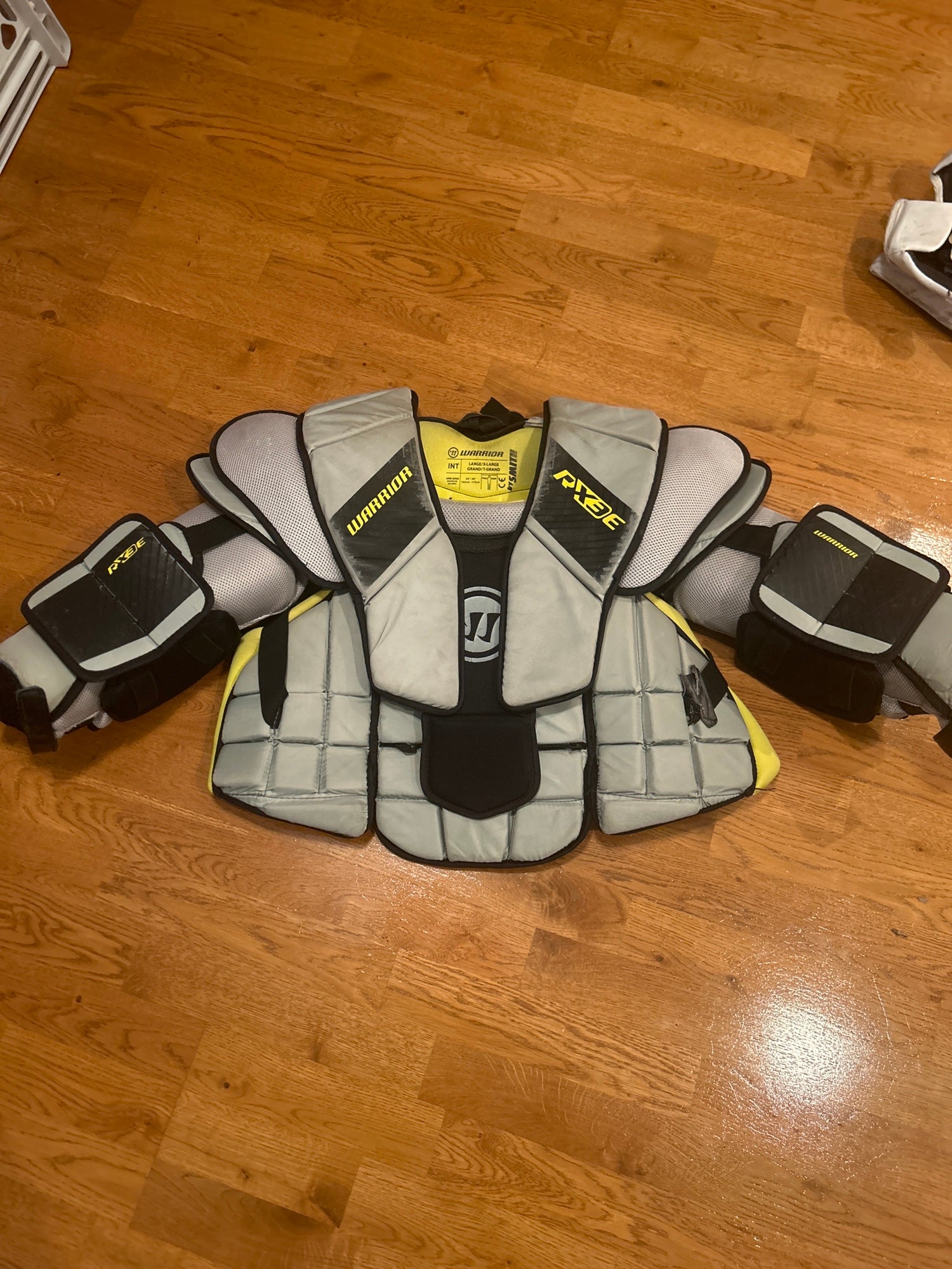 Mix (MX5) Pro Goalie Chest Protector Ice Hockey - Senior