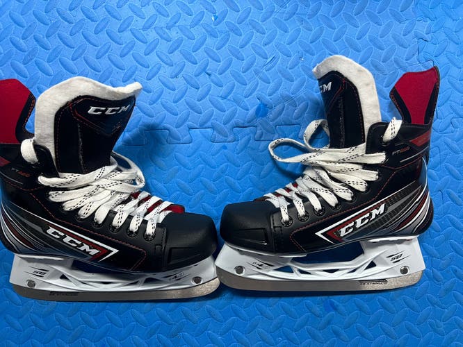 New CCM Regular Width Size 5 JetSpeed FT460 Hockey Skates