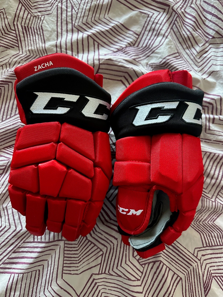 CCM HGTK Gloves 14" Pro Stock NJ Devils