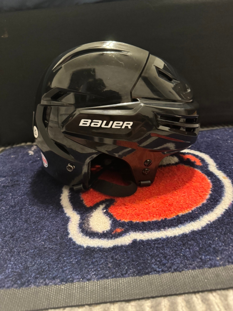 New Large Bauer  Re-akt 65 Helmet