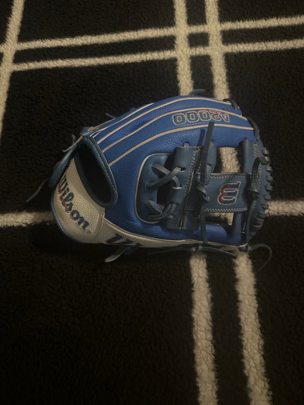 Wilson A2000 Baseball Gloves & Mitts New and Used on SidelineSwap