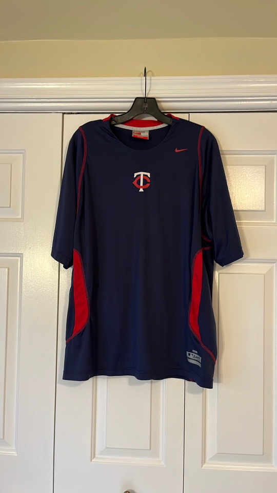 Men's XL Nike MLB Minnesota Twins short sleeve tee shirt