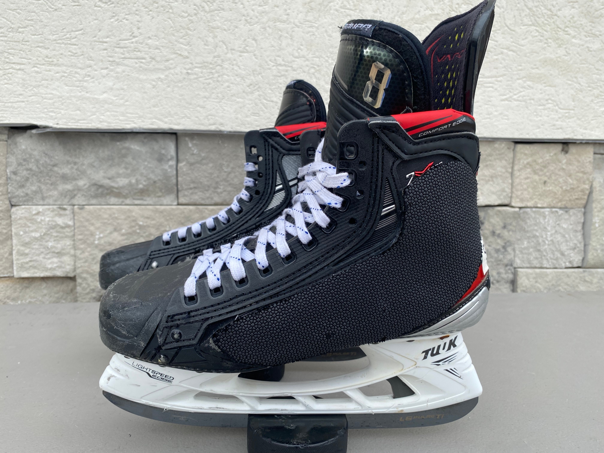 Bauer Vapor 2X PRO Mens Pro Stock Size 7 Hockey Skates MIC 5278