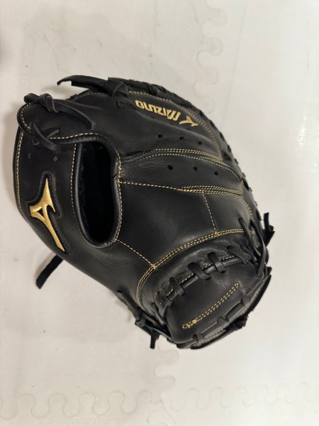 Used Mizuno Right Hand Throw Catcher's MVP Prime Baseball Glove 34"