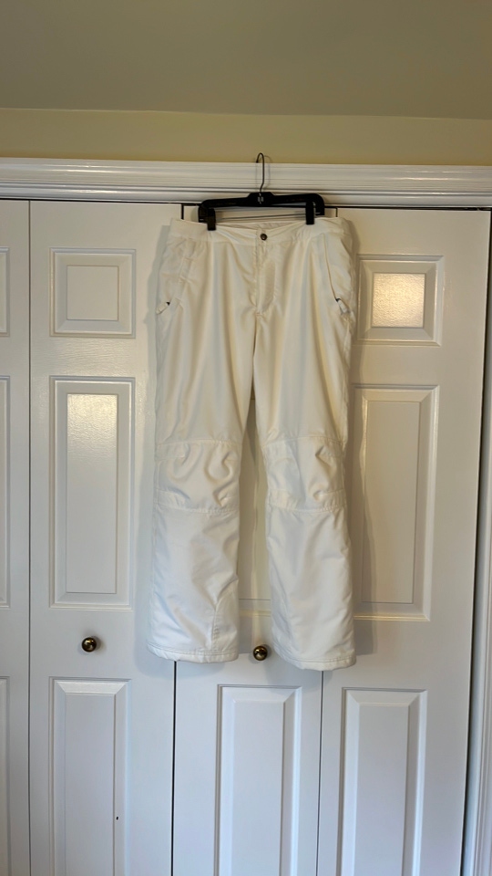 Women's LG Lands' End Squall white insulated ski & snowboard pants