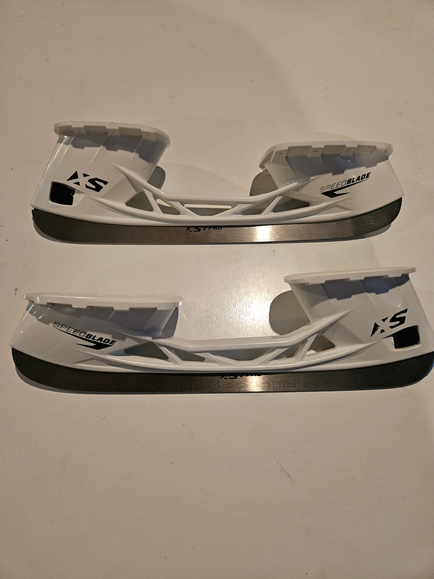 New Pair - CCM SpeedBlade XS 287 mm Holders with Steel