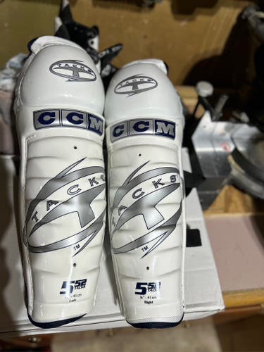Senior New CCM 552 Tacks 16" Shin Pads