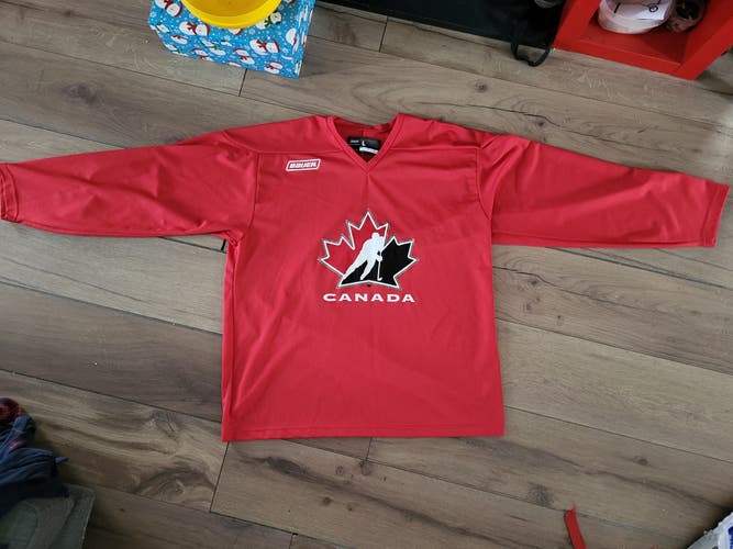 Team canada Red New Large Adult Unisex Bauer Jersey