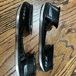 Tuuk Custom+ Black Runner Blade holder 263mm -Used