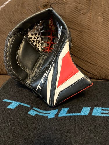 True pro custom L12.2 pro custom full right goalie glove