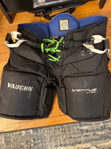 Used Medium Vaughn Ventus lt88 Hockey Goalie Pants