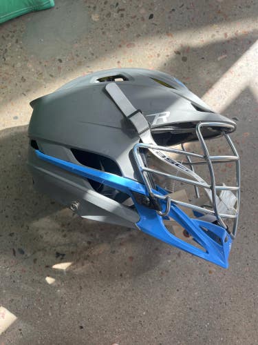 Used Youth Cascade R Helmet
