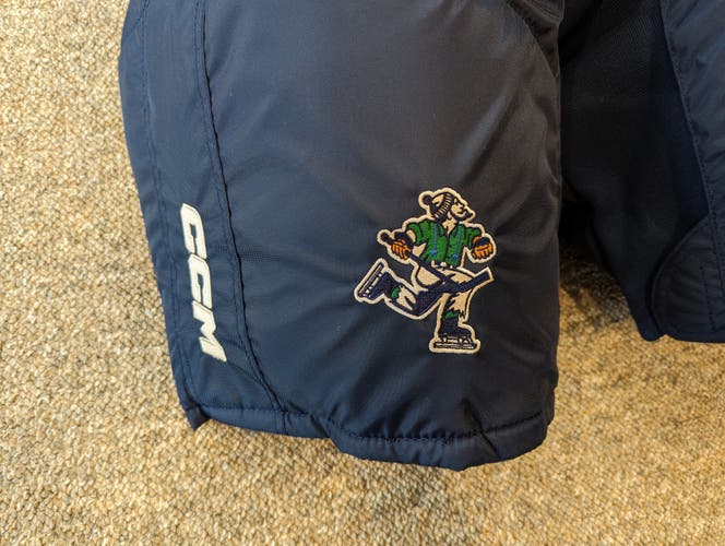 Pro Stock Vancouver Canucks Reverse Retro Hockey Pants CCM HP45X Size L *NEW*