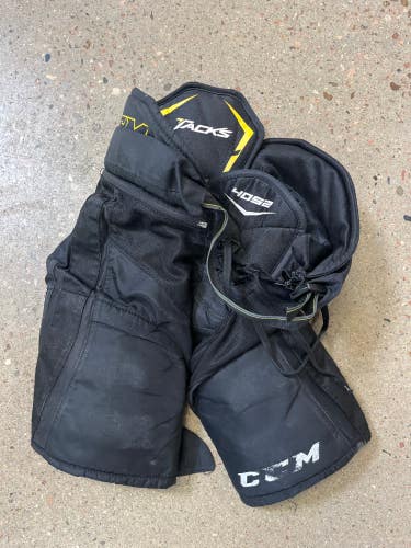 Black Junior Used Medium CCM Tacks 4052 Hockey Pants