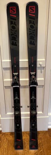 Used 2021 Racing With Bindings Max Din 12 S Force Skis