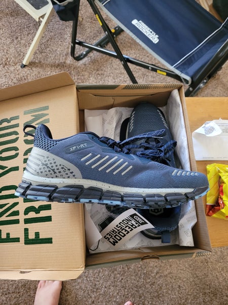 Blue Adult New Unisex Size Men's 10.5 (W 11.5) Shoes