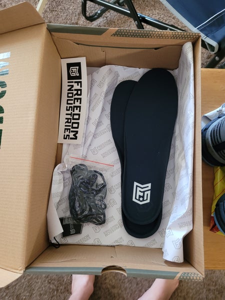 Blue Adult New Unisex Size Men's 10.5 (W 11.5) Shoes