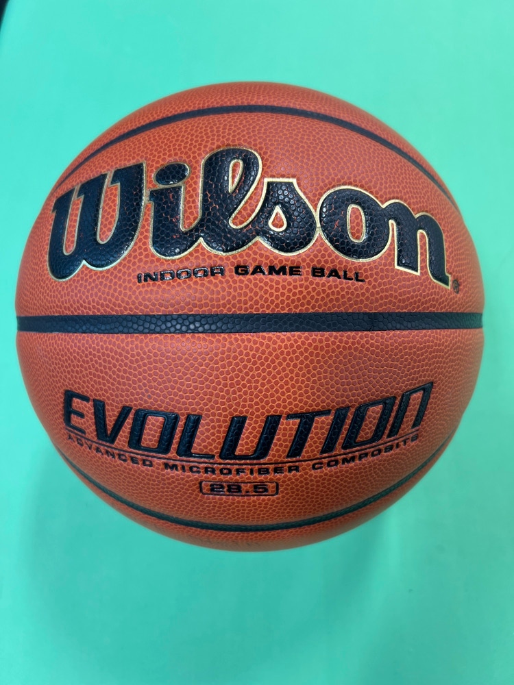 Used Men's Wilson Evolution Basketball 28.5"