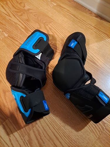 Senior New Extra Large True Xc9 Elbow Pads