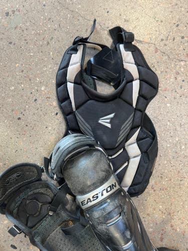 Used Gametime Youth Easton Catcher's Set