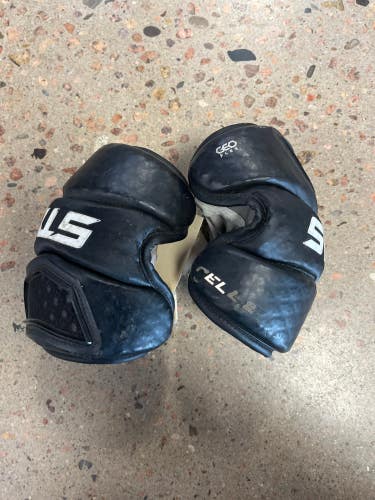 Used Medium STX Cell III Arm Pads