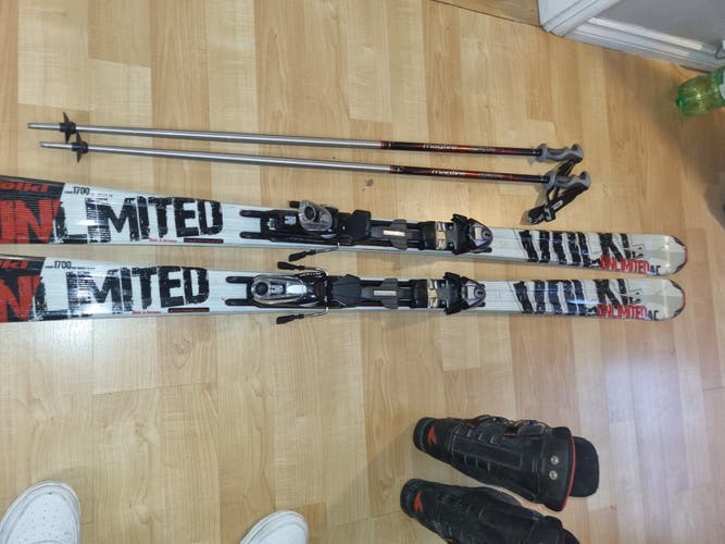 Used 177 cm Motion Skis With Bindings