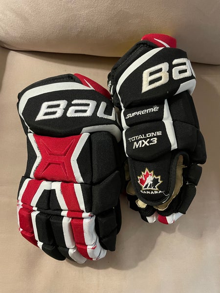 **TEAM CANADA** Pro Stock Bauer Supreme TotalOne MX3 Gloves 13"