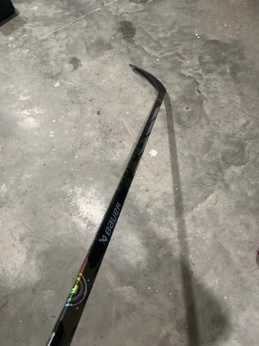 (BRAND NEW) Senior RH Proto-R Hockey Stick