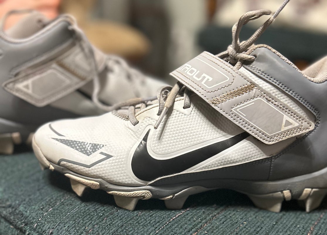 Baseball Cleats New and Used on SidelineSwap