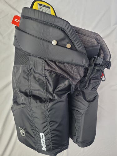 new pro stock CCM HPTKXP large SJS/SJB pants black