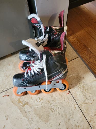 Used Bauer Vapor X2.7 Inline Skates Regular Width Size 5.5